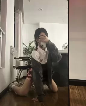 刚来北京不久的小姐姐
