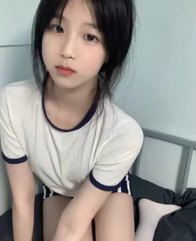 未央区06的丝足口爆大屁股妹妹