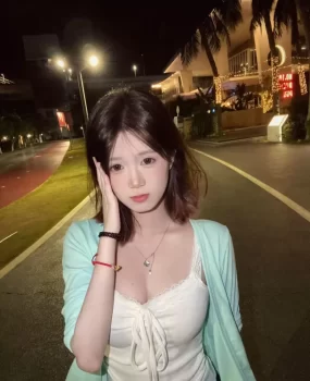 销魂海口依依