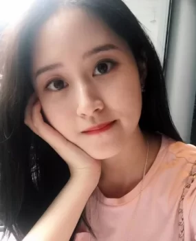 胸嫩多汁会喷水的小姐姐